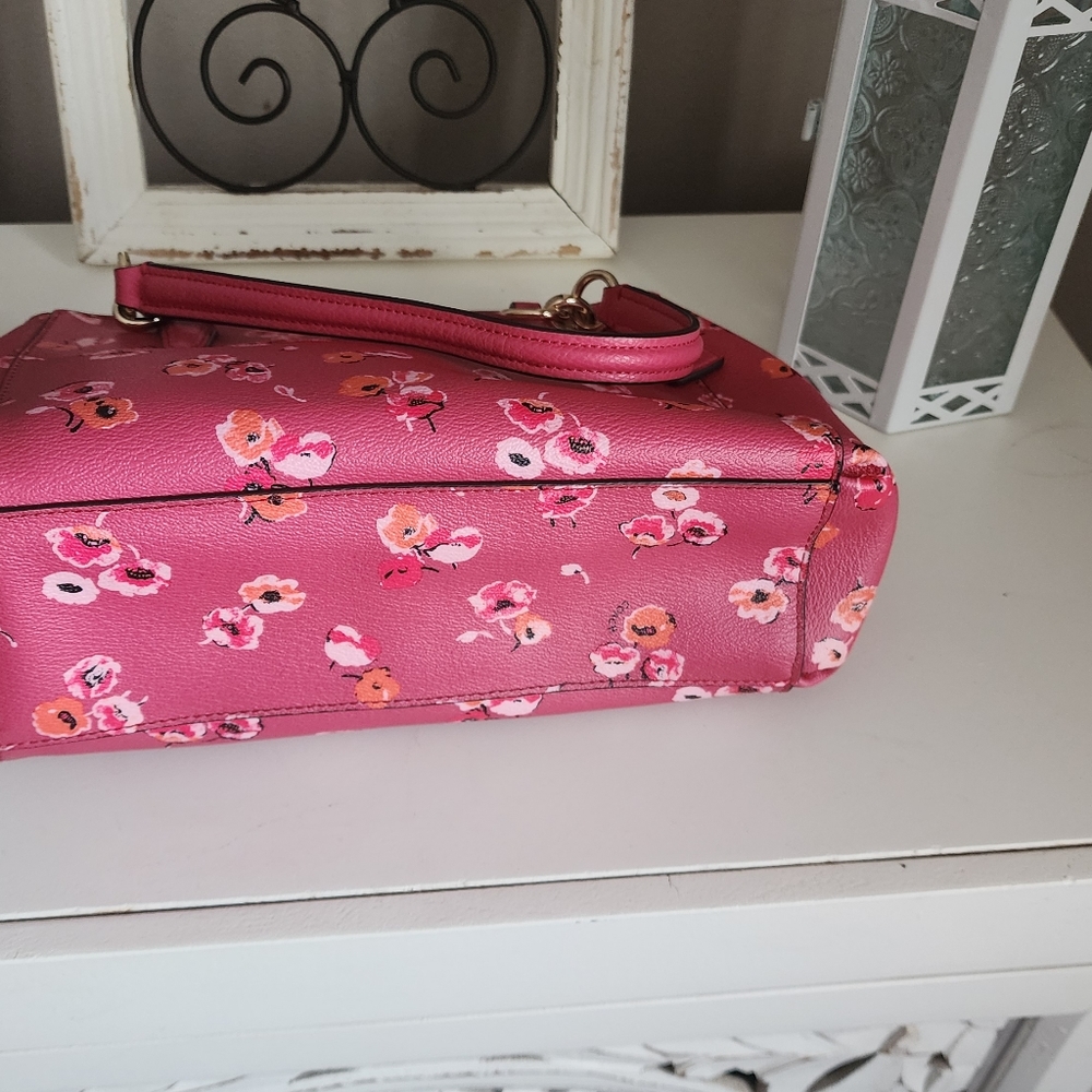 SOLD DO NOT PURCHASE Coach Mini Christie Carryall Pink Floral Women's Bag EUC - Picture 5 of 12